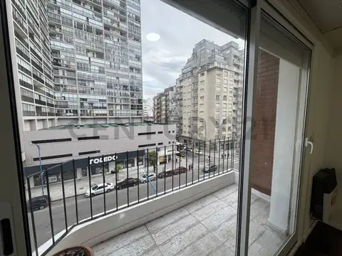 Departamento en Venta en Plaza Colon, USD 159.900