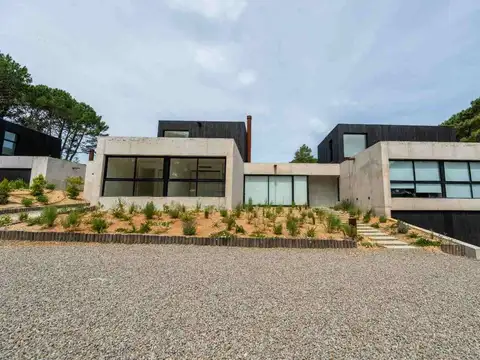 Casa en Alquiler de 3 dormitorios