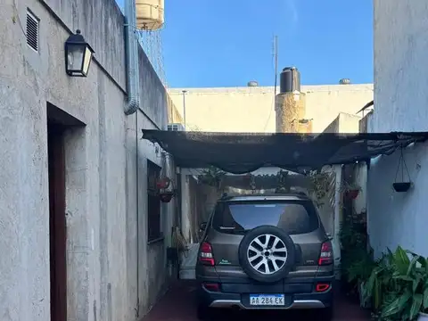 VENTA - CASA 5 DORMITORIOS - BARRIO LUDUEÑA