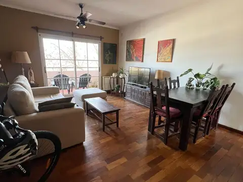 Departamento en venta c/ cochera en Adrogué