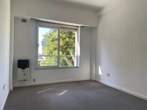 Departamento en Alquiler en Castelar Norte, $ 580.000