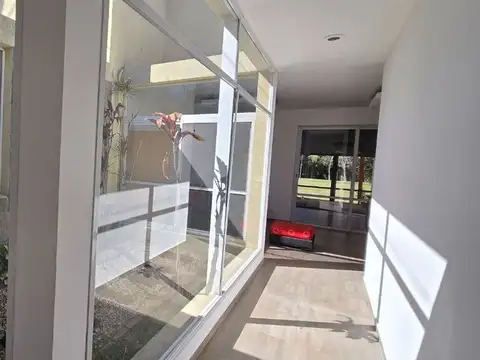 Casa en Venta en Parque Las Naciones, USD 190.000