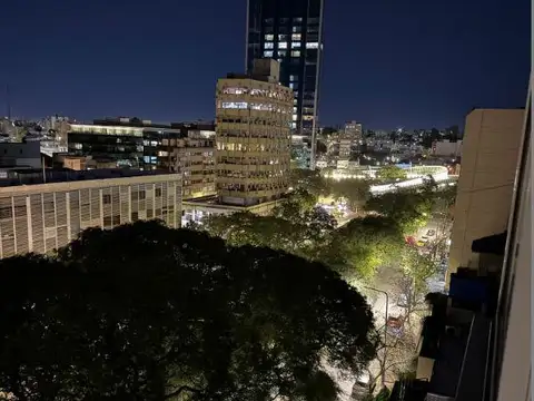 AMPLIO DEPARTAMENTO DE 3 DORMITORIOS CON VISTA PRIVILEGIADA A LA CAÑADA