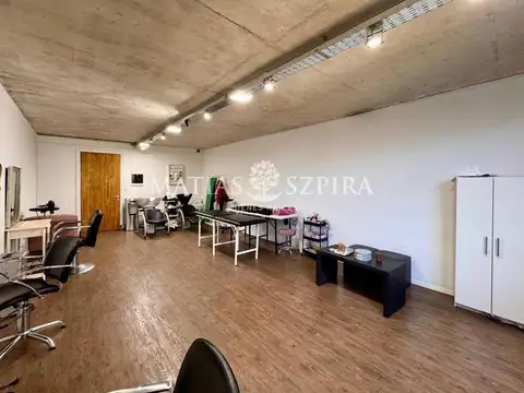 Oficina en Venta con 1 cochera