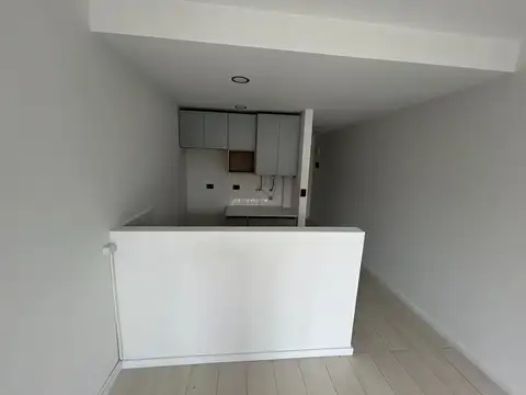 ALQUILER MONOAMBIENTE   FRENTE  VILLA SANTA RITA