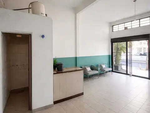 VENTA LOCAL MAS GALPÓN CIUDADELA 