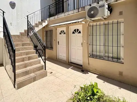 Depto Tipo Casa en Venta de 1 dormitorio