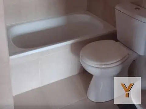 Depto Tipo Casa en Alquiler de 2 dormitorios