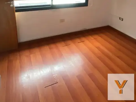 Depto Tipo Casa 3 ambientes con 2 baños