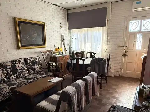 Depto Tipo Casa en Venta 60 años