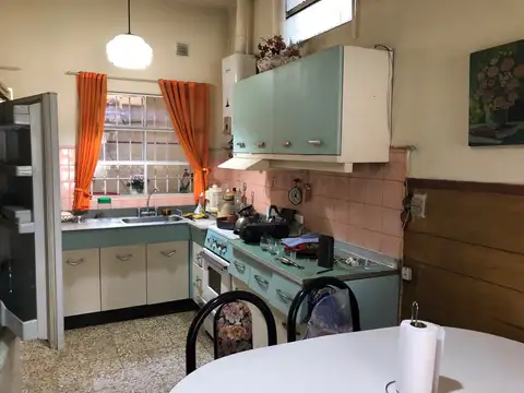 Depto Tipo Casa 9 ambientes con 3 baños