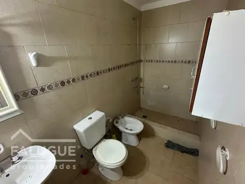 Depto Tipo Casa en Venta 40 años