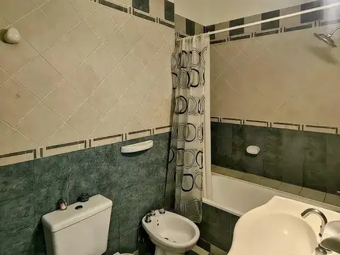 Conde , Piso 1