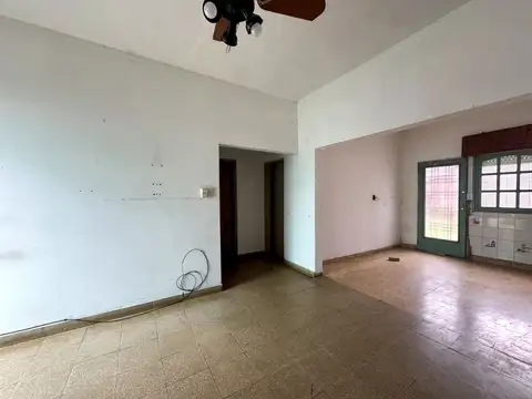 Casa en Alquiler con 1 cochera