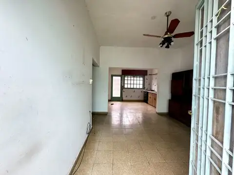 Casa en Alquiler en Caseros, $ 850.000