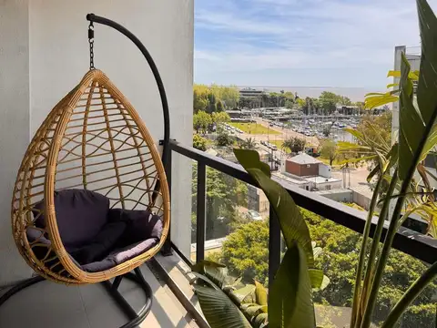 Espectacular 2 ambientes Alquiler con Vista al Rio y Gran Balcon, Olivos.