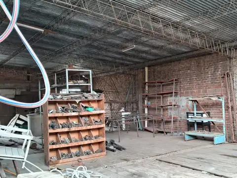 Galpon en Venta 6  mts Fondo