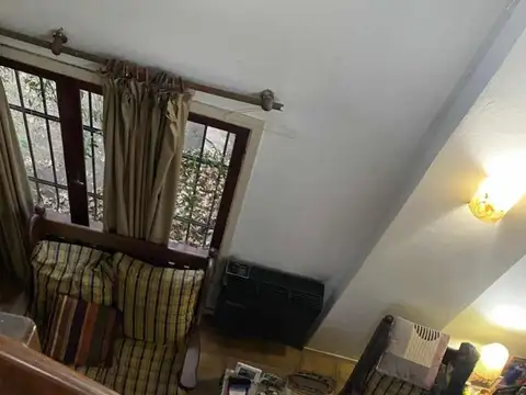 Casa quinta, Ubicación Privilegiada A 100mts De Acceso Oeste