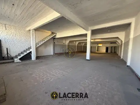 Galpon en Venta 25  mts Fondo