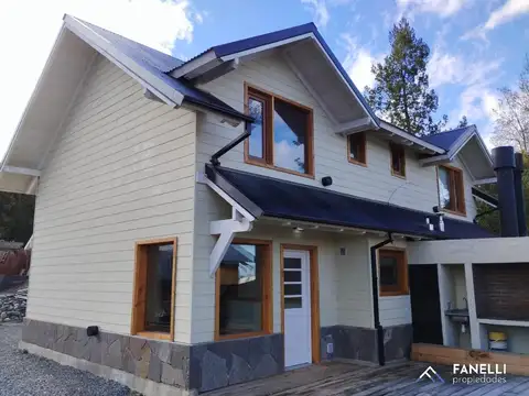 Casa 3 ambientes con 2 baños