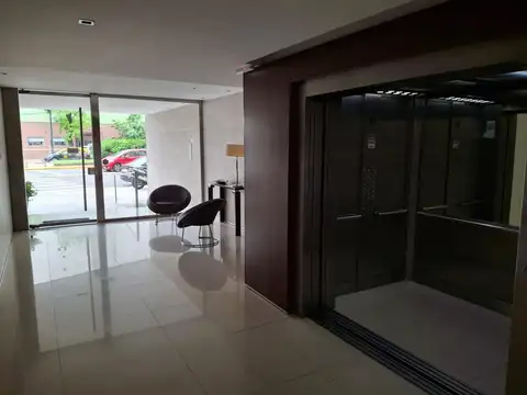 Excelente 3amb con cochera en Edifcio de Categoria