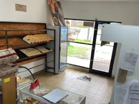 Alquiler de Local en  SAN CARLOS La Plata