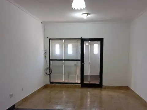 Alquiler de Local en  SAN CARLOS La Plata