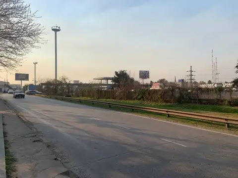 Terreno en Alquiler 100  mts Frente