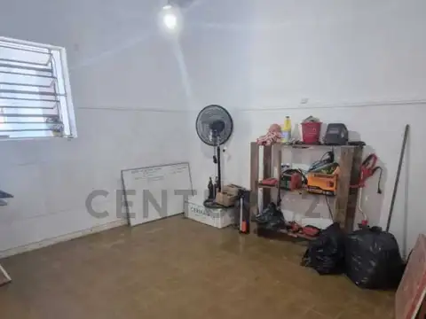 Almafuerte 300, Piso 0