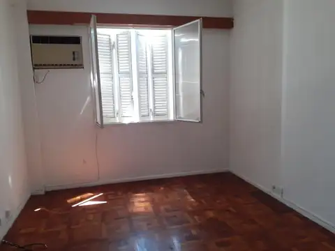 Departamento en Alquiler 50 años