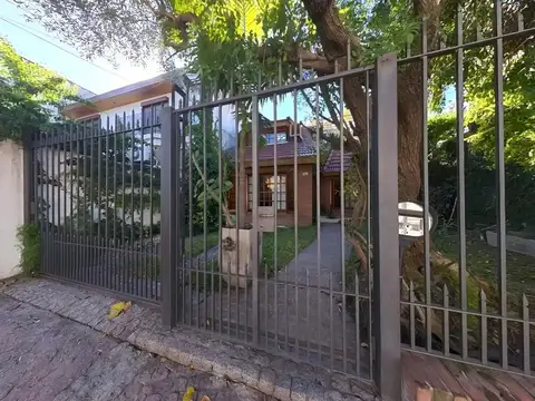 Pasaje Adolfo Gonzales Chaves 200