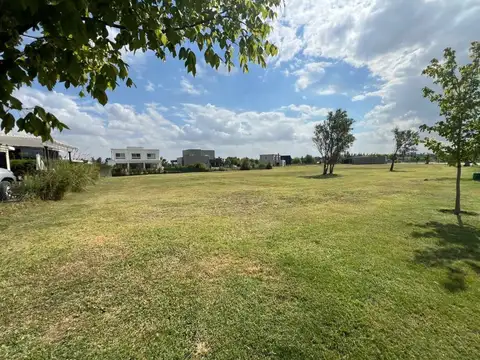 Terreno en VENTA Barrio El Naudir (Etapa 2) 785m2