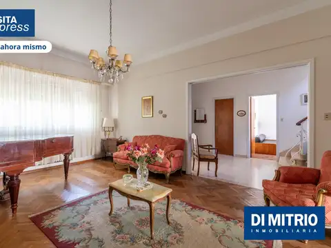 Casa 10 ambientes con 3 baños