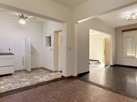 Venta PH 4 Amb, San Martin, c/patio Refaccionada