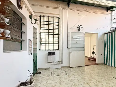 Venta PH 4 Amb, San Martin, c/patio Refaccionada