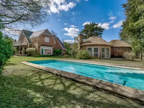 Venta de Casa 4 Dormitorios en Mansa, Av Francia 