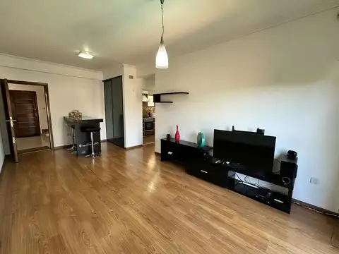 3 ambientes c/ balcon y baulera! con opción a cochera