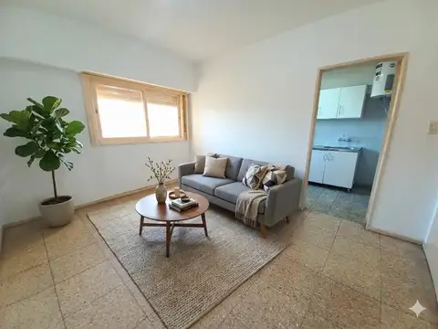 Venta Departamento reacondicionado 2 ambientes con lavadero Barracas - Apto Crédito