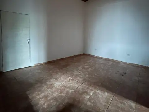 Casa en Alquiler en Nogoya, $ 390.000