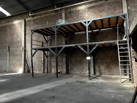 GALPON PARA DEPOSITO DE 1100 M2