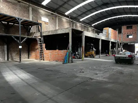Puan 5500, Piso pb