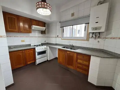 Departamento en Alquiler en Ramos Mejia, $ 800.000