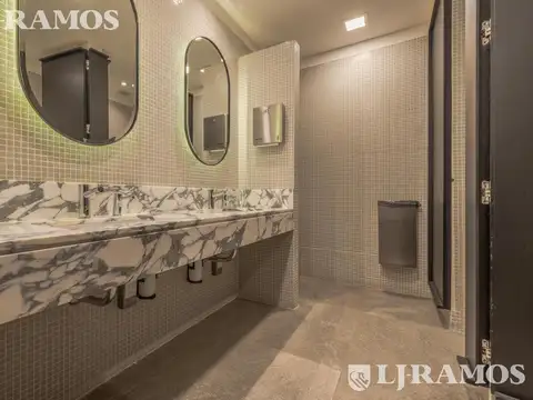 Oficina en Alquiler en Olivos, USD 18.942