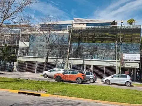 Oficina en Alquiler en Martínez, USD 9.000