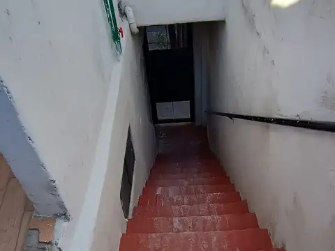 Depto Tipo Casa en Alquiler en Villa Ballester, $ 350.000