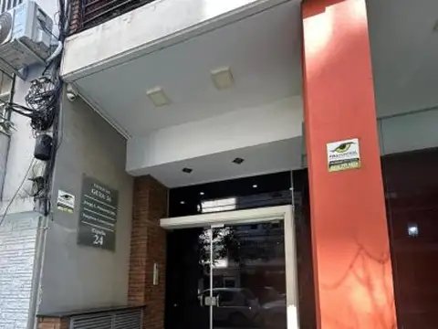 España  24  Piso 13 - VENTA  Departamento 2 Dormitorios