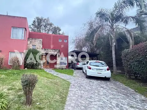 Venta de Casa 6 Ambientes en Barrio Cerrado Haras María Elena, Moreno