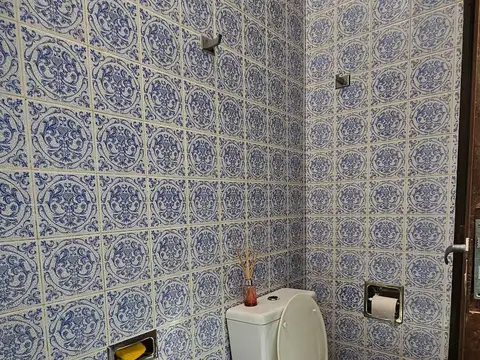 Casa 6 ambientes con 1 baño
