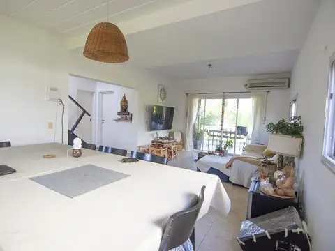 Casa en La Comarca impecable 3 dormitorios