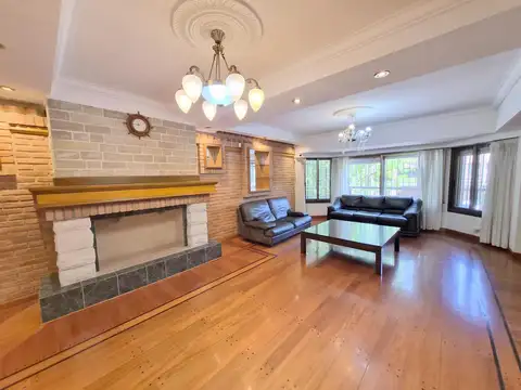 Casa en Alquiler en Martinez Vias / Libertador, USD 5.800